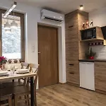 Lesne Apartment *