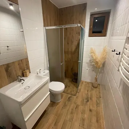 Lesne Apartmán Bobolice (Myszkow)