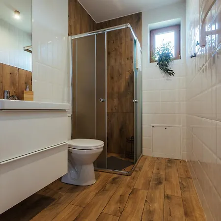 Apartament Leśne *